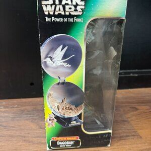 Star Wars The Power of the Force Complete Galaxy Dagobah with Yoda Action Figure